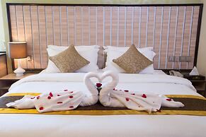 Uptown Hotel