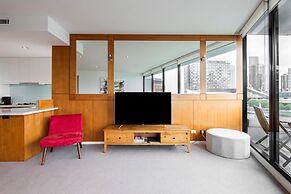 Waterfront Melbourne Apartments