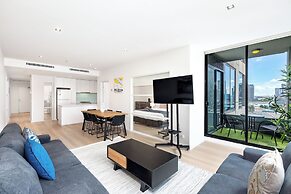 Waterfront Melbourne Apartments