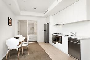 Waterfront Melbourne Apartments