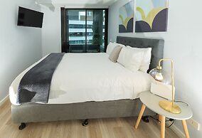 Waterfront Melbourne Apartments