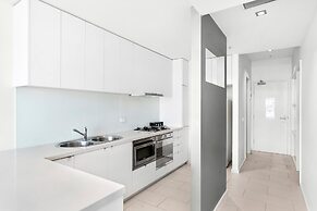 Waterfront Melbourne Apartments