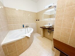 Hotel Modena