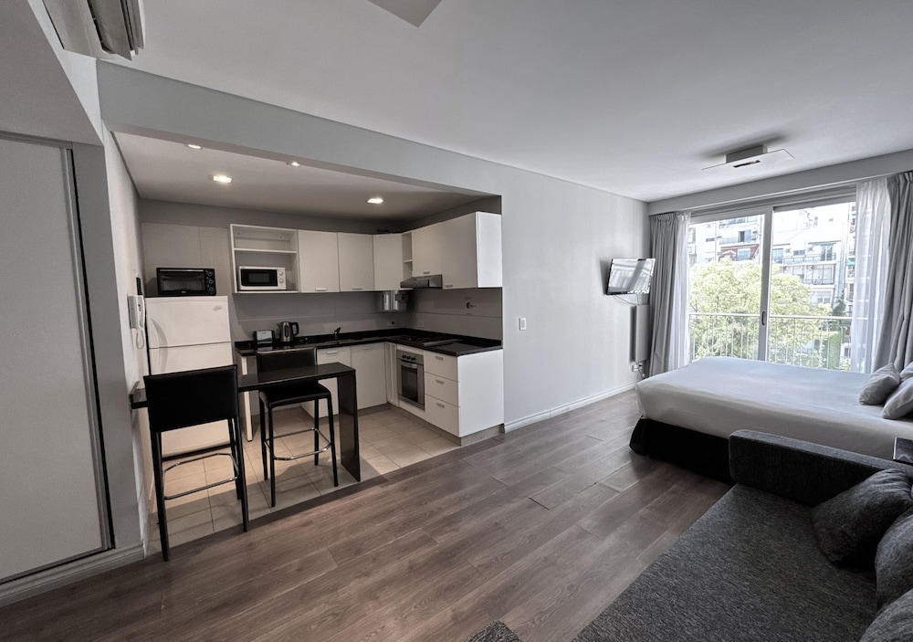 Reco by DOT Suites