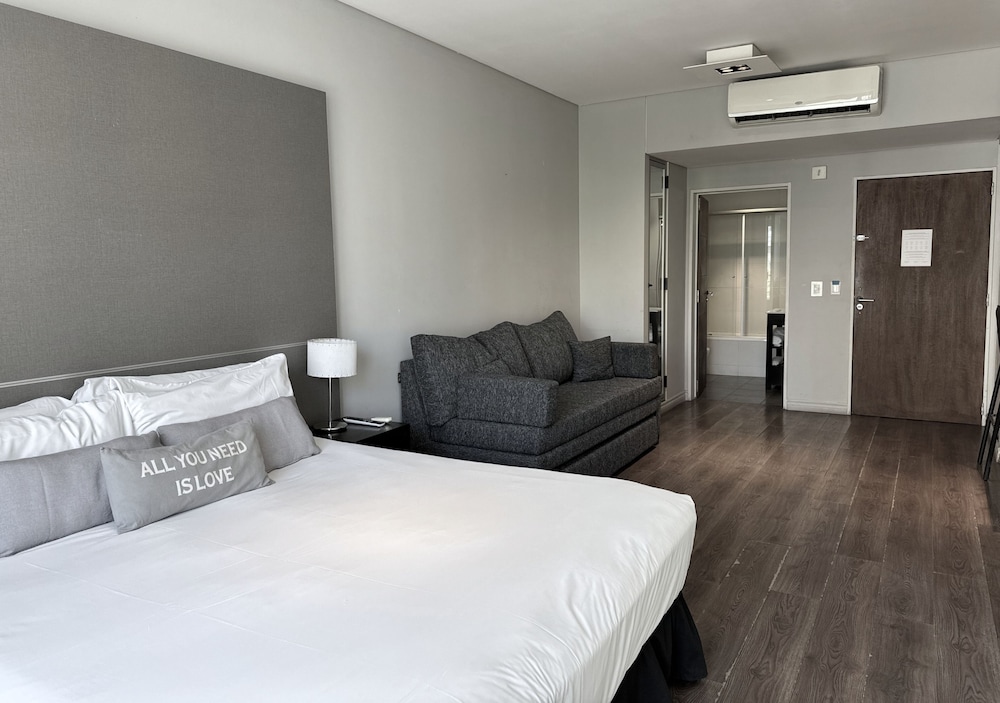 Reco by DOT Suites