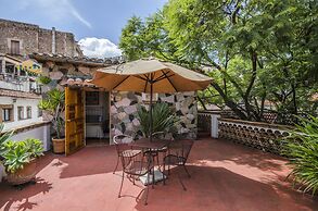 Hotel Los Arcos