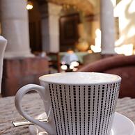 Hotel Los Arcos