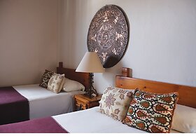 Hotel Los Arcos