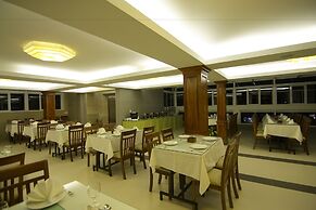 Rose Emerald Hotel
