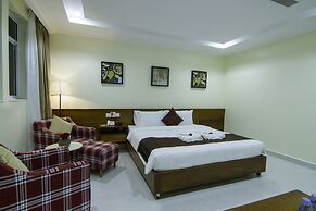 Rose Emerald Hotel