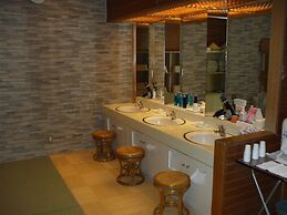 Okunoin Hotel Tokugawa