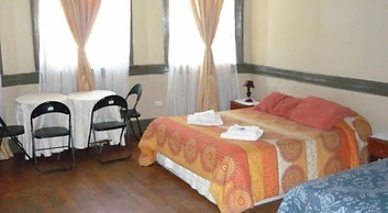 Hostal Blest Gana