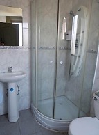 Hostal Blest Gana