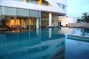 Sensa Hotel
