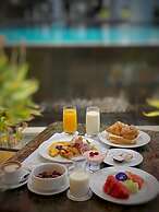 Sensa Hotel