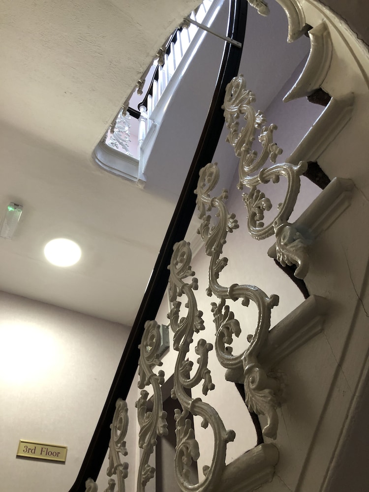 Mitre House Hotel