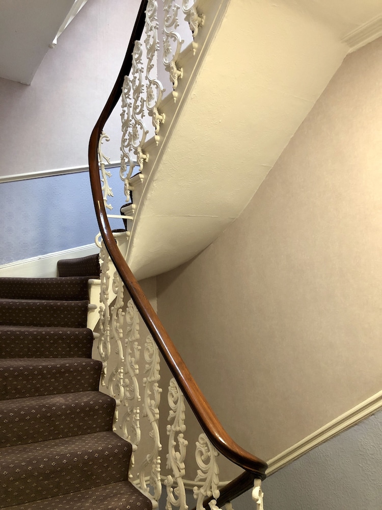 Mitre House Hotel