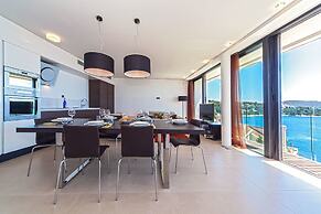 Golden Rays Luxury Apartments