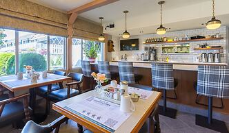 Grama's Inn