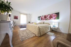 Operetta House