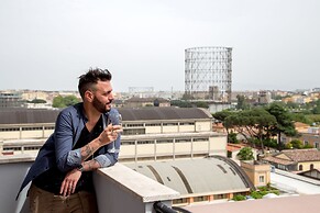 Radio Hotel