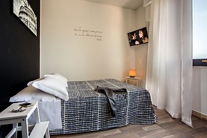 Radio Hotel