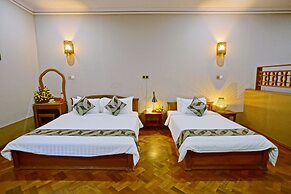 Triumph Hotel