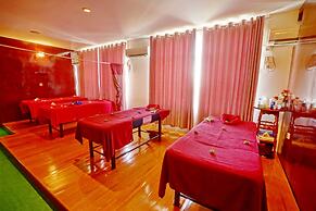 Triumph Hotel