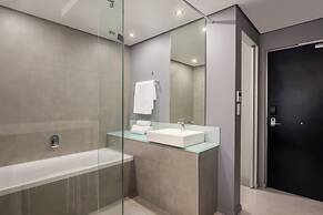 Protea Hotel Fire & Ice by Marriott Pretoria Menlyn