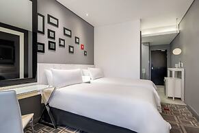 Protea Hotel Fire & Ice by Marriott Pretoria Menlyn