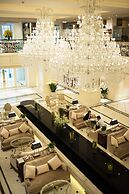 Apricot Hotel
