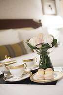 Apricot Hotel