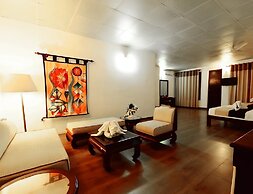 Hikkaduwa Beach Hotel