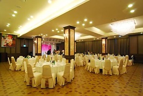 Noblesse Tourist Hotel