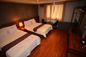 Noblesse Tourist Hotel