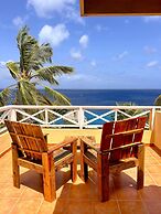Lagun Blou Resort