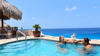 Lagun Blou Resort