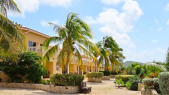 Lagun Blou Resort