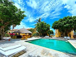 Lagun Blou Resort