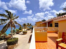 Lagun Blou Resort