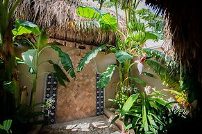 Lagun Blou Resort