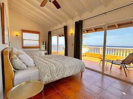 Lagun Blou Resort