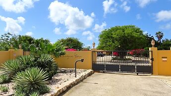 Lagun Blou Resort