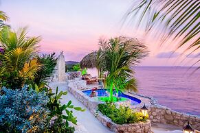Lagun Blou Resort