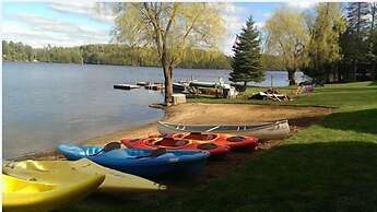 Ogopogo Resort