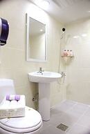 Traum Hotel & Condo