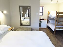 Loerie Guest Lodge