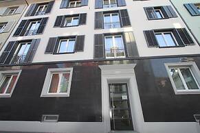 Premium Apartments by Livingdowntown