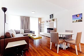 Premium Apartments by Livingdowntown