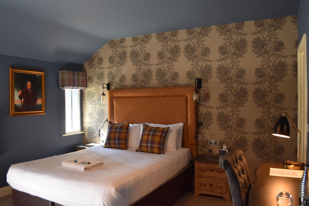 Elveden Inn